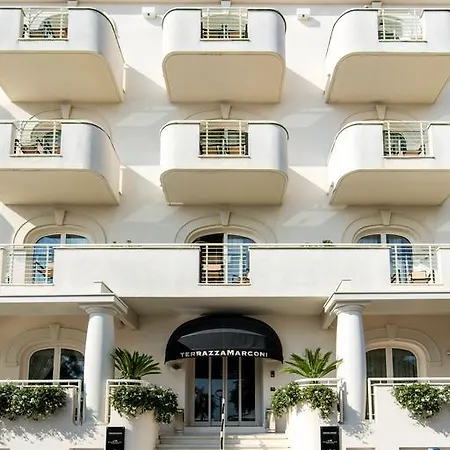 Terrazza Marconi Hotel&spamarine فندق 4*