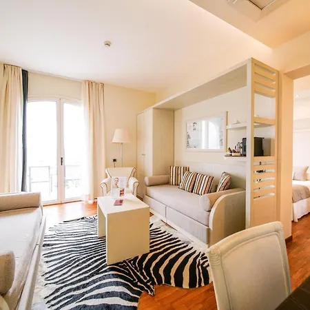 فندق Terrazza Marconi Hotel&spamarine سينِغاليا